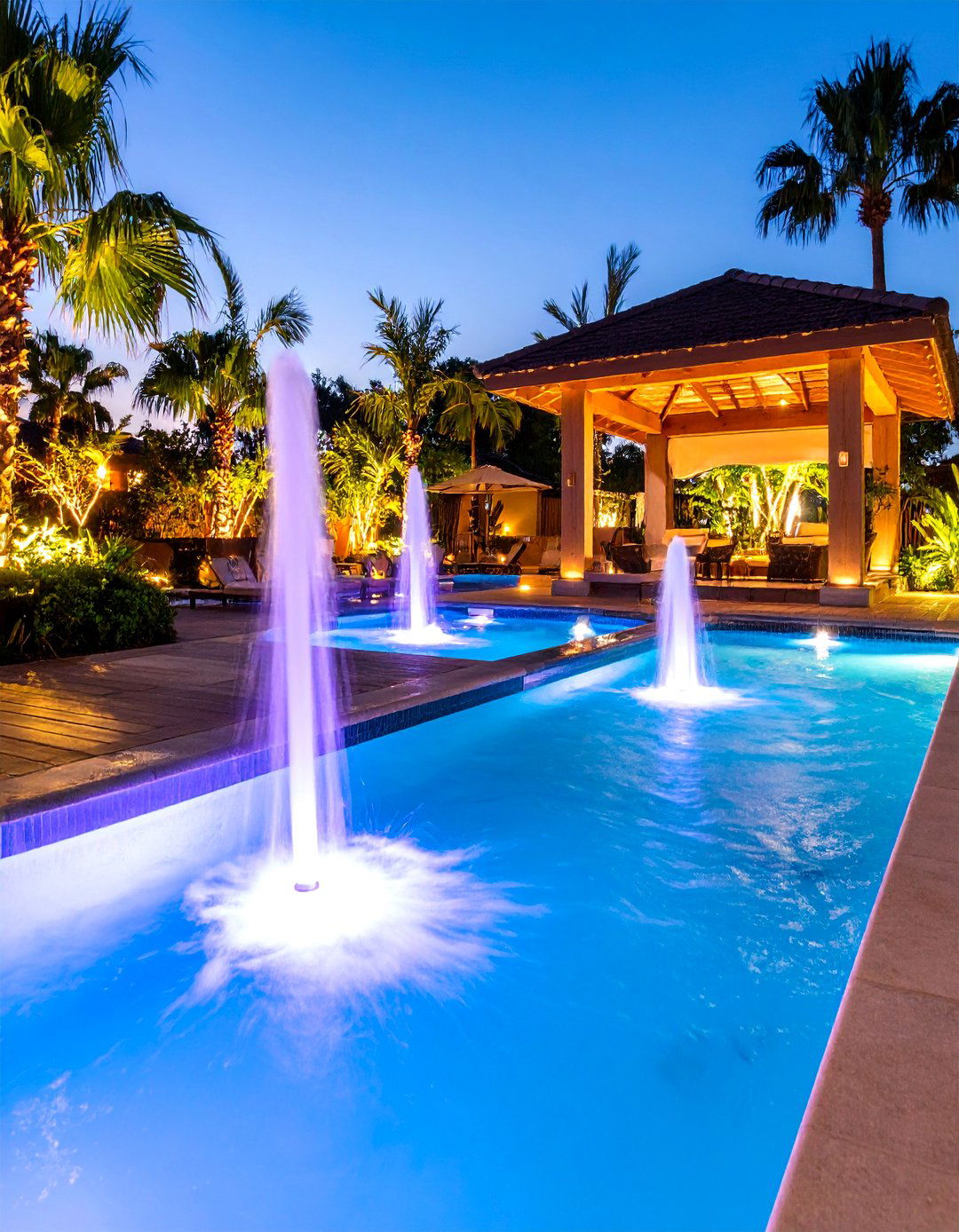 Bubbler Fountain for Pool Tanning Ledge - 25 Pool Fountain Ideas