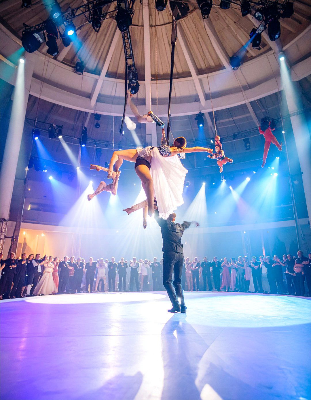 Circus Performance Wedding Entertainment Spectacular - 25 Wedding Entertainment Ideas