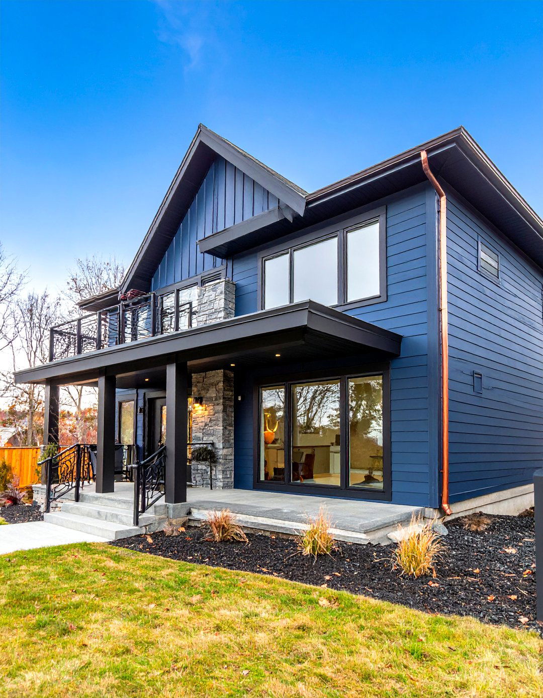 Contemporary Dark Blue with Black Metal Accents - 25 Dark Blue House With Black Trim