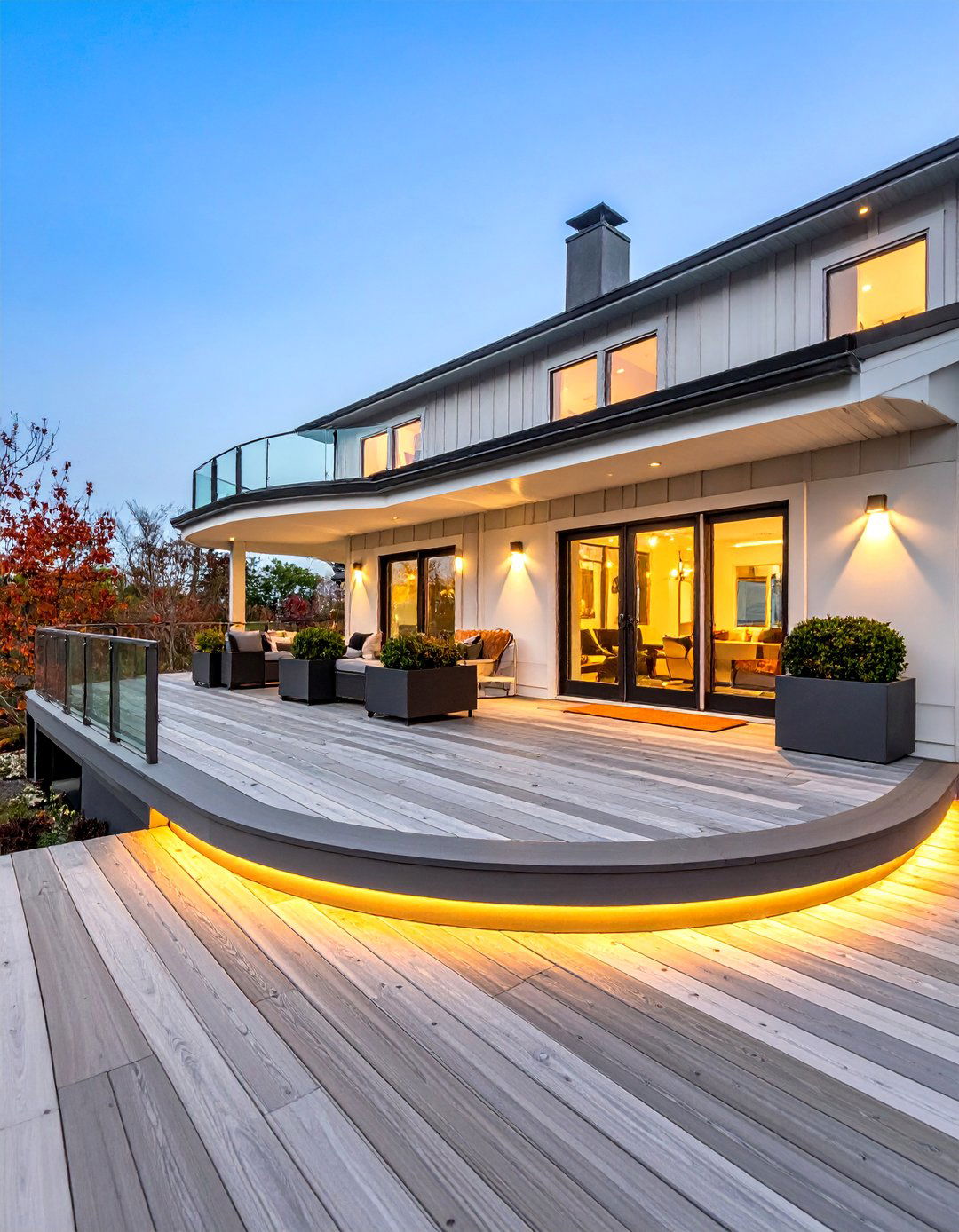 Curved Composite Deck with Flowing Herringbone Pattern - 25 Composite Deck Ideas