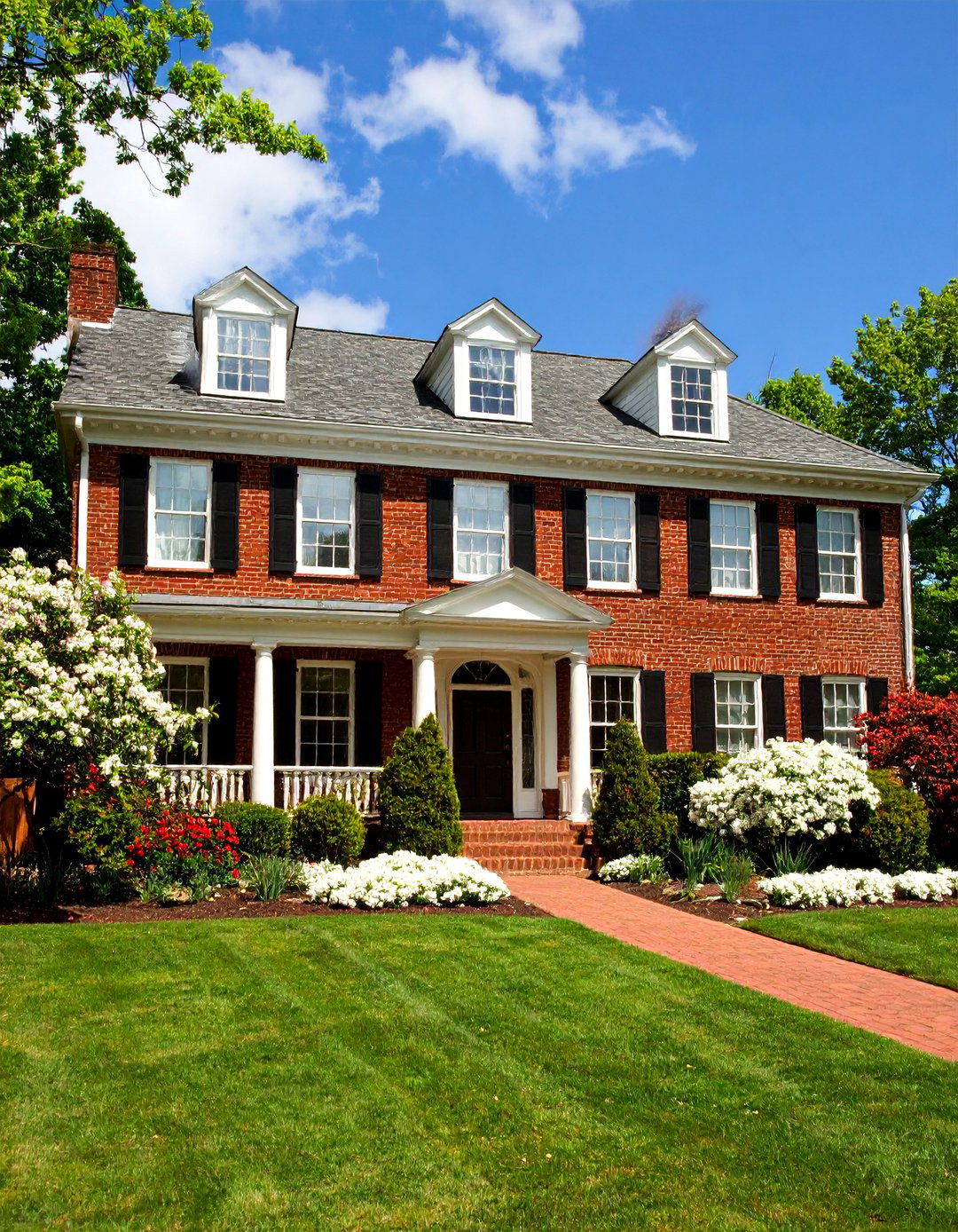Georgian Colonial with Brick Facade - 25 Aesthetic House Exterior Ideas