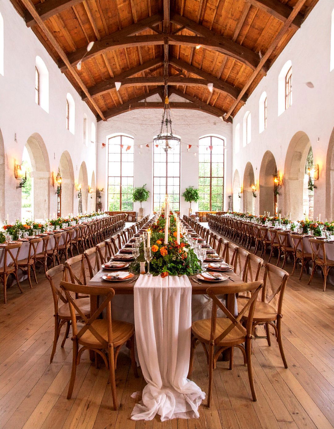 Great Hall Banquet Wedding - 25 Harry Potter Wedding Ideas