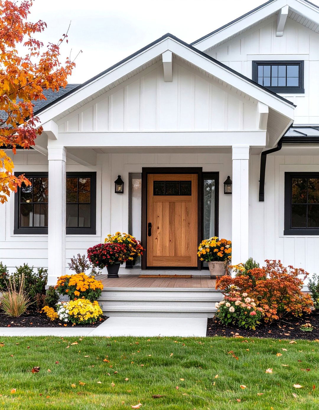Horizontal Board and Batten Siding Update - 25 Curb Appeal Inspiration for Ranch Homes