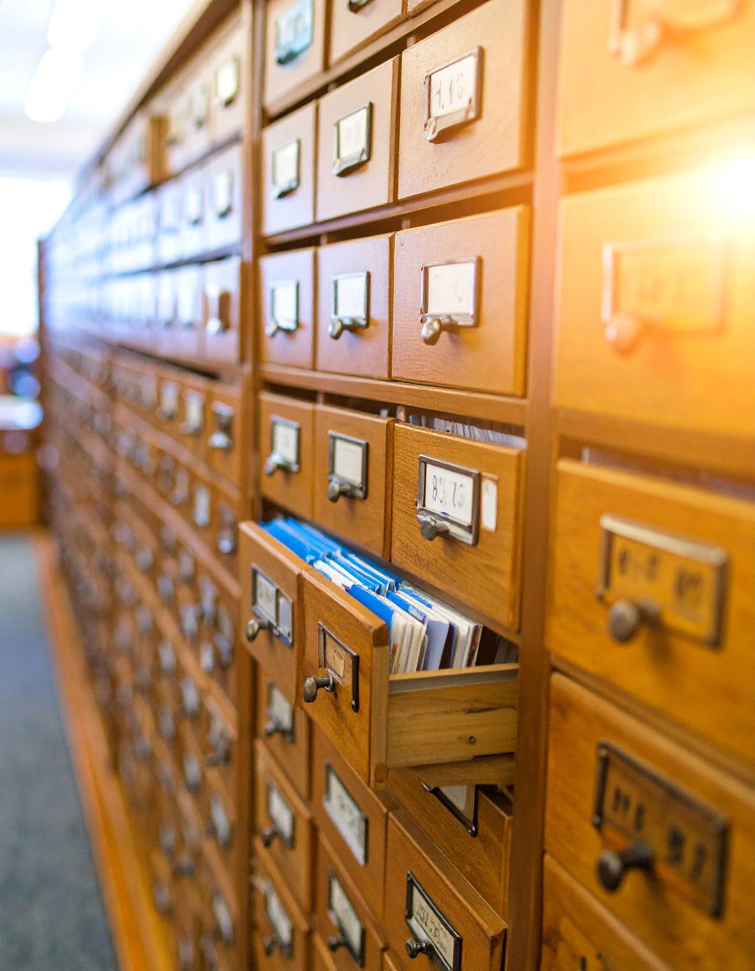 Library Style Card Catalog Organization - 25 Bookshelf Organization Ideas