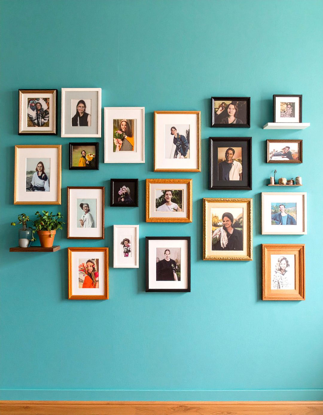 Memory Lane Photo Gallery Wall Display - 25 Housewarming Decoration Ideas