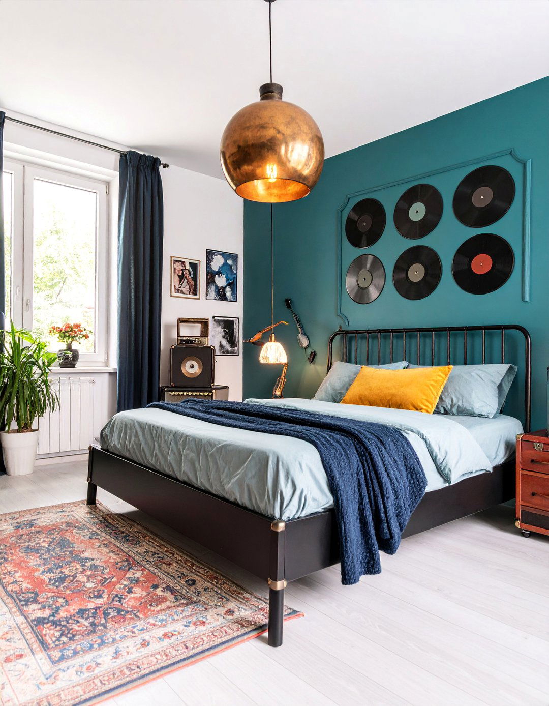 Rock and Roll Vintage Bedroom - 25 Eclectic Bedroom Ideas