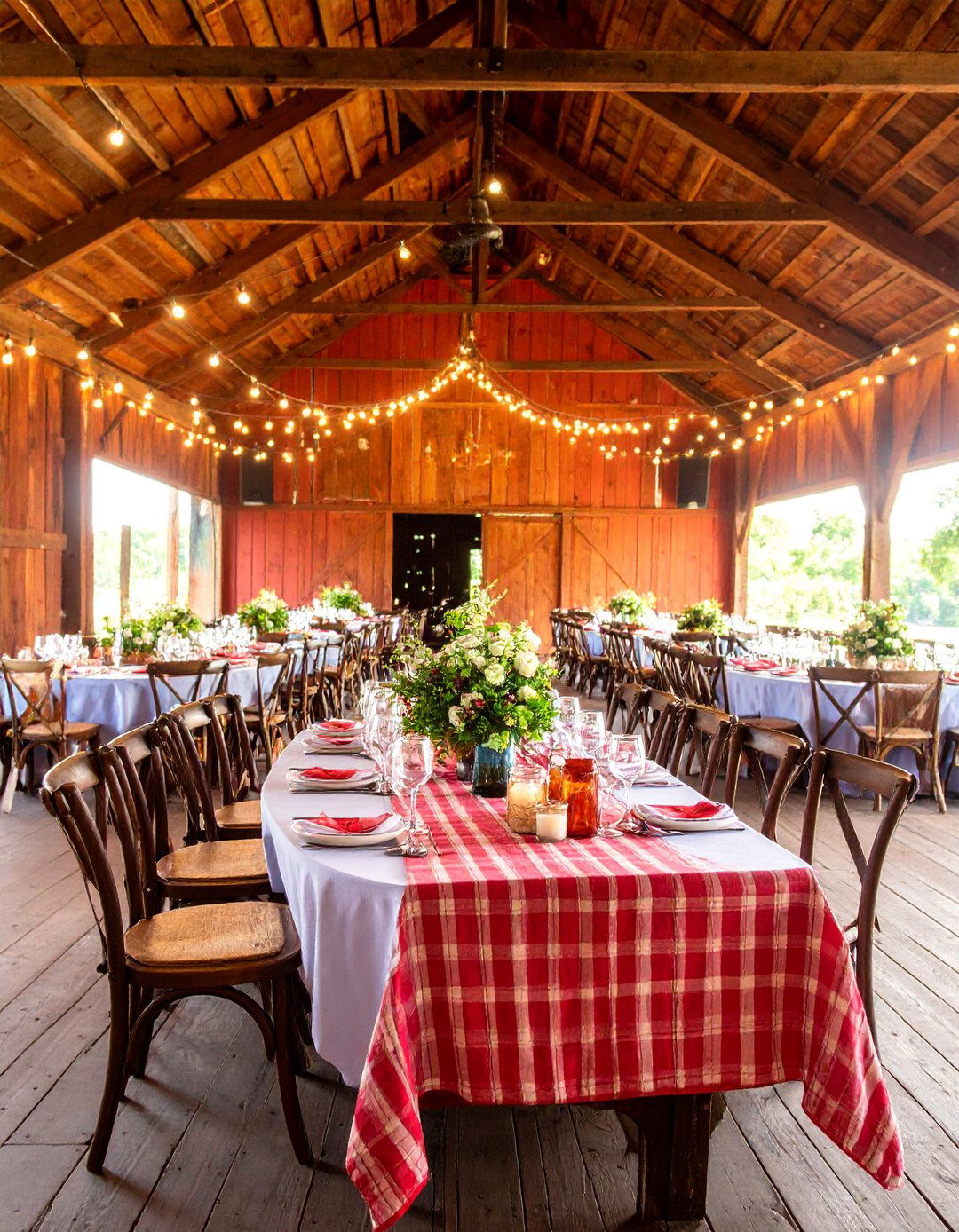 Rustic Red Barn Wedding - 25 Red Wedding Theme Ideas
