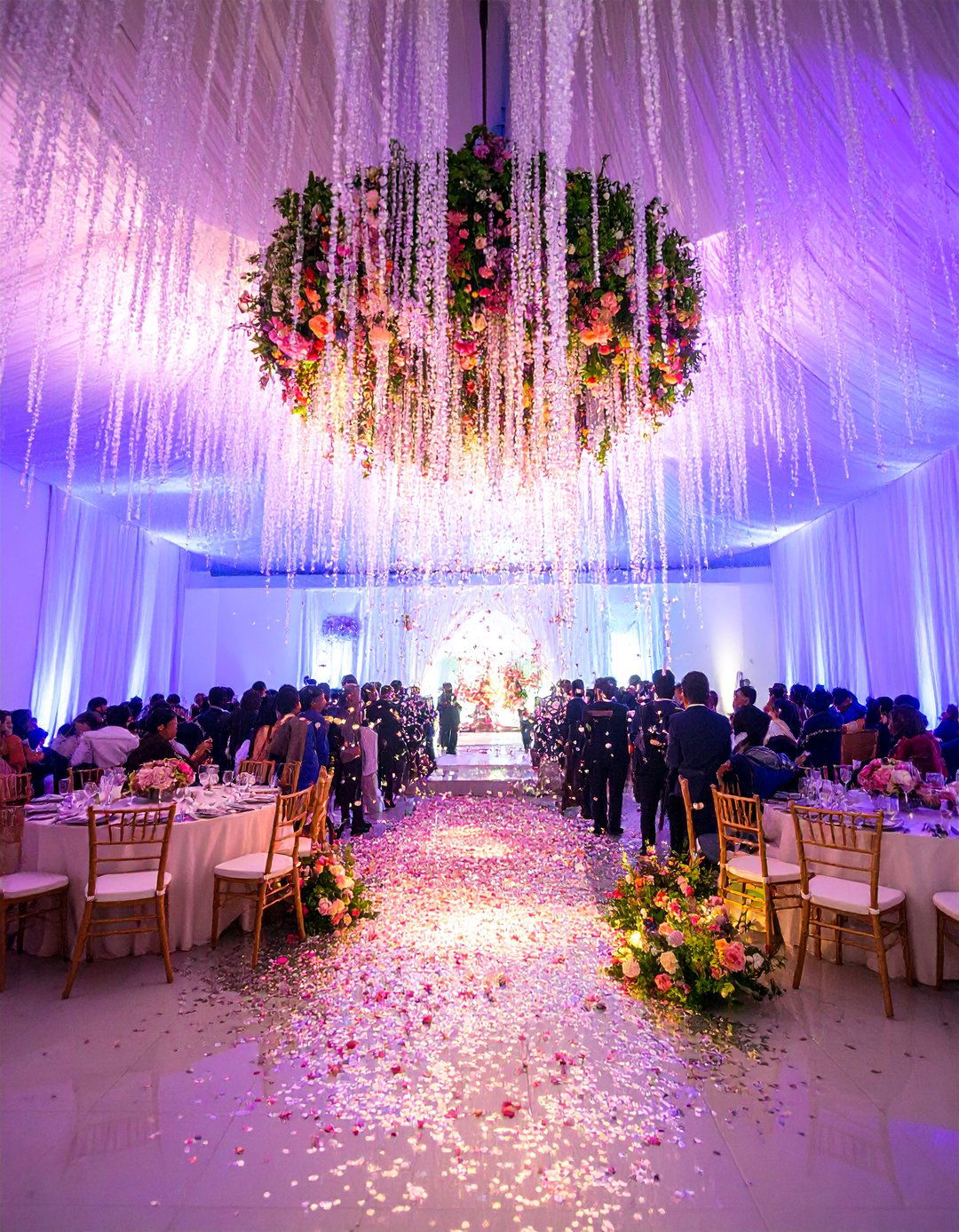 Sparkling Glitter Send off Shower - 25 Wedding Send-off Ideas