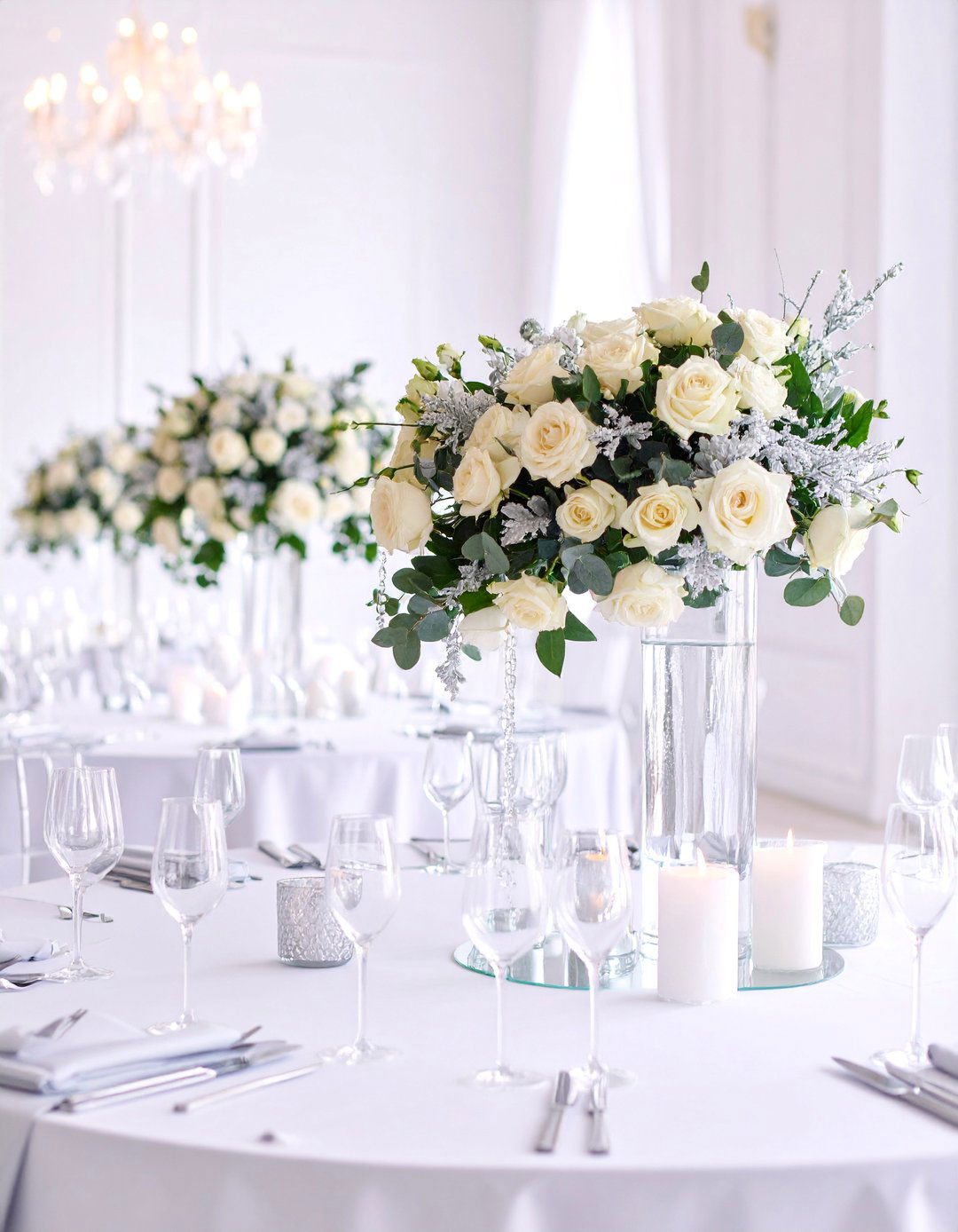 Winter Wonderland with Frosted Elegance - 25 Winter Wedding Ideas